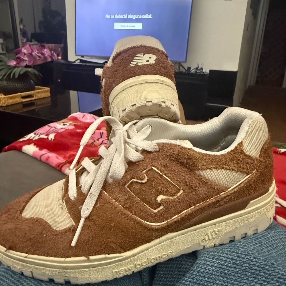 New Balance Kids Sneakers in Brown and Cream
